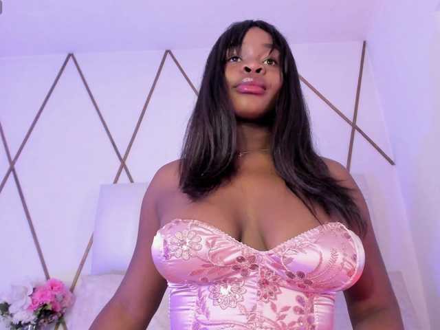 Venuswilds's BongaCams show and profile