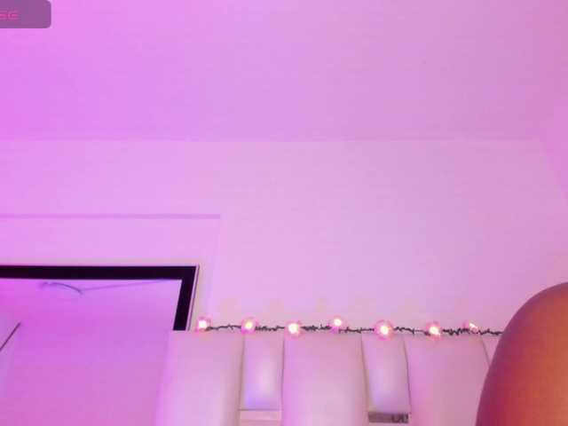 Venuswilds's BongaCams show and profile