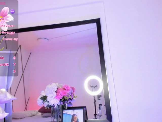 Venuswilds's BongaCams show and profile