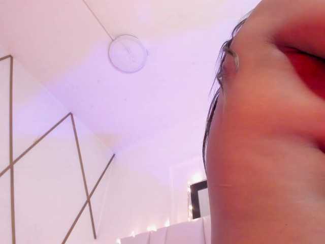 Venuswilds's BongaCams show and profile