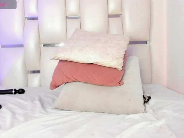 Venuswilds's BongaCams show and profile