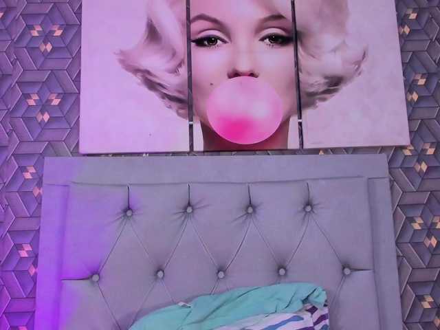 Emily-Rivera78's BongaCams show and profile