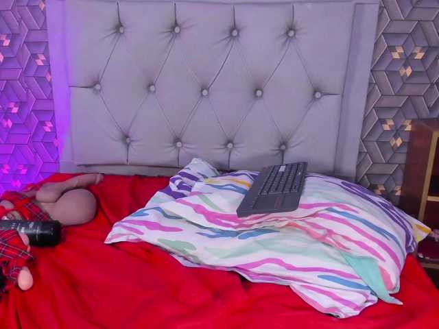 Emily-Rivera78's BongaCams show and profile