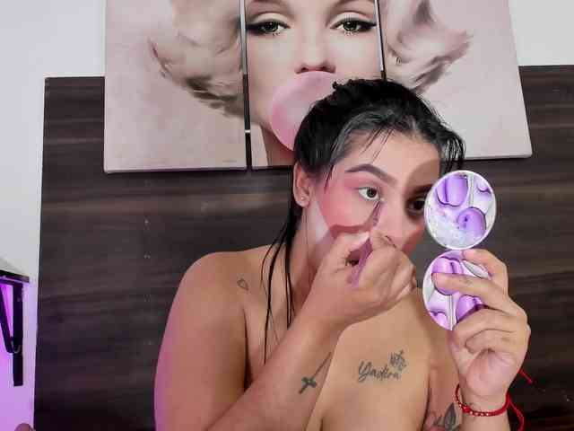 Emily-Rivera78 webcam