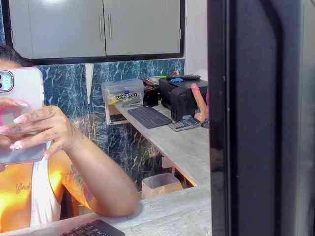 Emily-Rivera78 webcam
