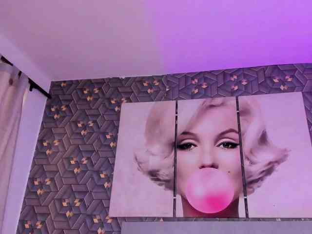 Emily-Rivera78 webcam