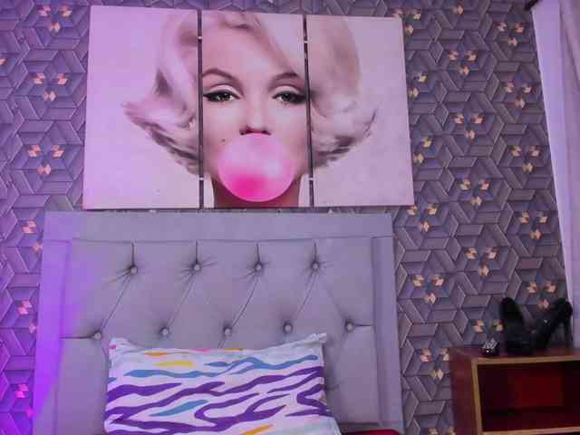 Emily-Rivera78 webcam