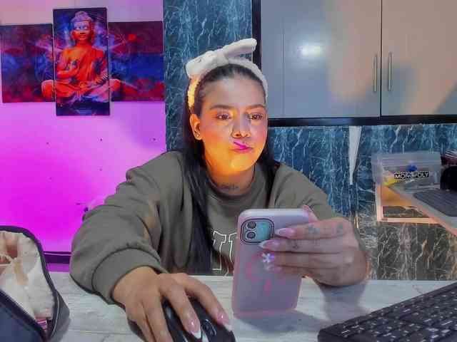 Emily-Rivera78 webcam