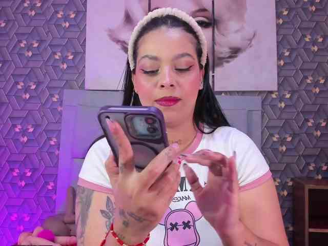 Emily-Rivera78 webcam