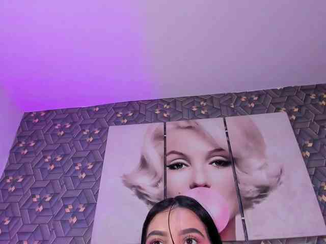 Emily-Rivera78 webcam