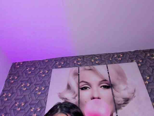 Emily-Rivera78 webcam