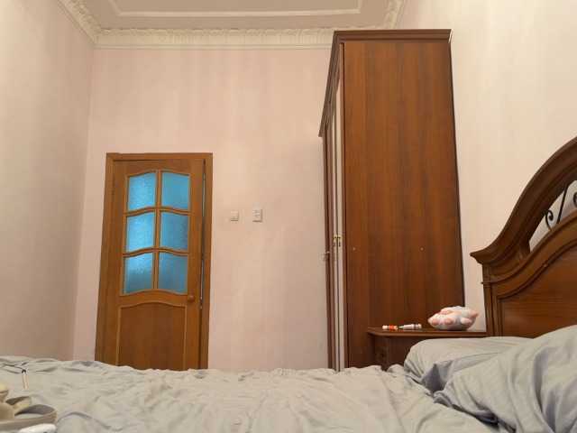 Iloniyaa's BongaCams show and profile