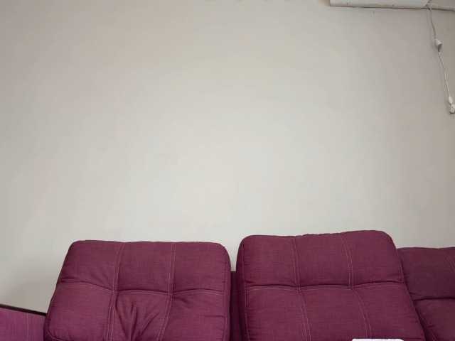 Iloniyaa's BongaCams show and profile