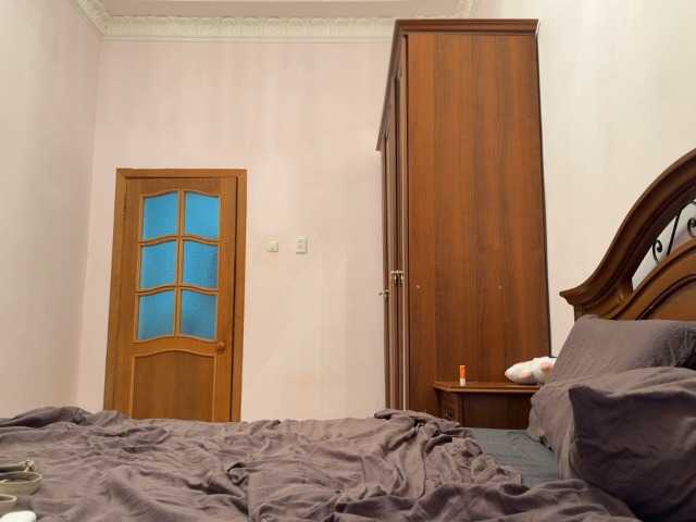 Iloniyaa's BongaCams show and profile