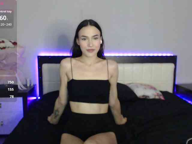 Iloniyaa webcam