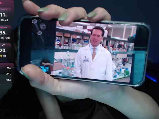 Iloniyaa webcam