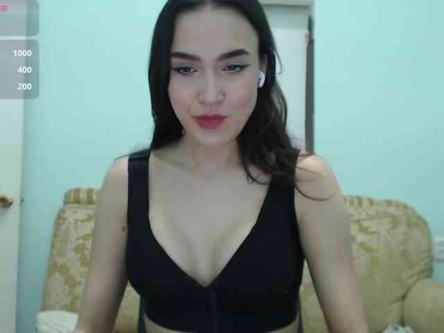 Iloniyaa webcam