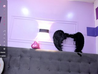 tiiny-emilly Porn Show