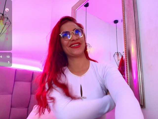 le modèle tiiny-emilly est en webcam porno dans un show sur le site bongacams, il possède les tags suivants: Latino/Hispanic,Redhead,Shaved