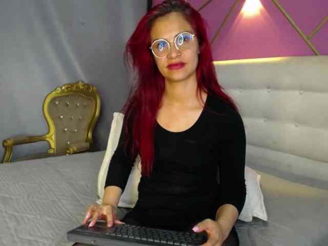 tiiny-emilly tiiny-emilly