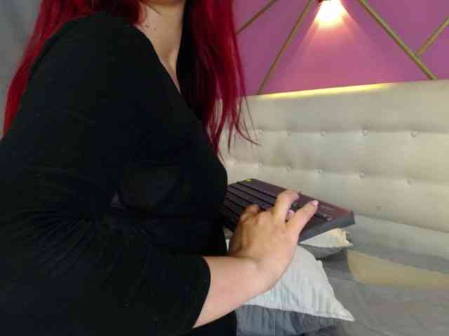 tiiny-emilly tiiny-emilly