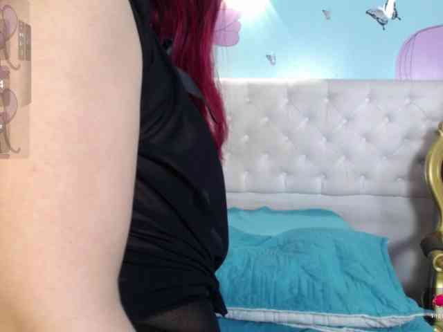 tiiny-emilly Live Webcam on BongaCams