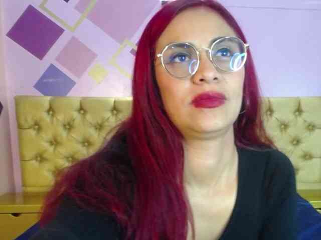 tiiny-emilly tiiny-emilly