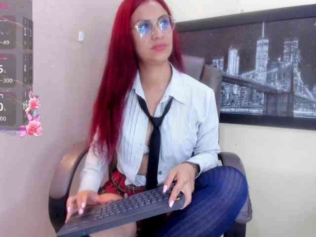 tiiny-emilly tiiny-emilly