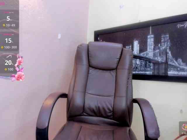 tiiny-emilly tiiny-emilly