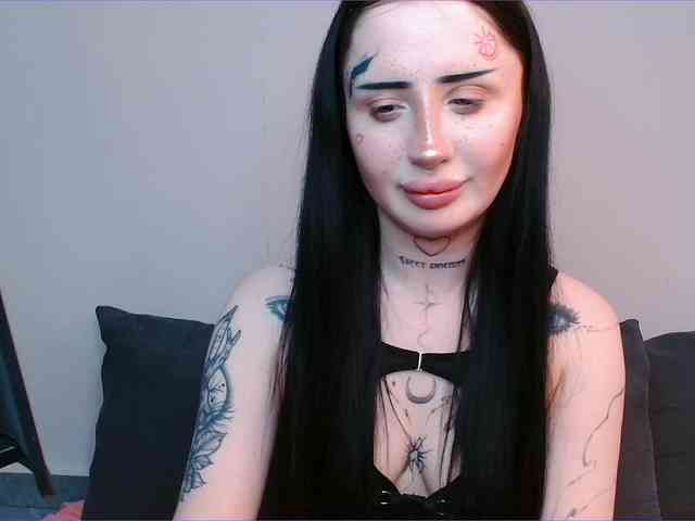 Alisa-tattoogirl Alisa-tattoogirl