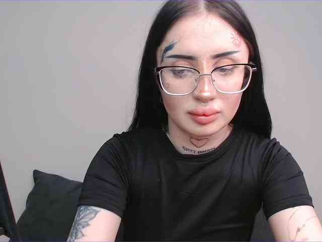 Alisa-tattoogirl Alisa-tattoogirl