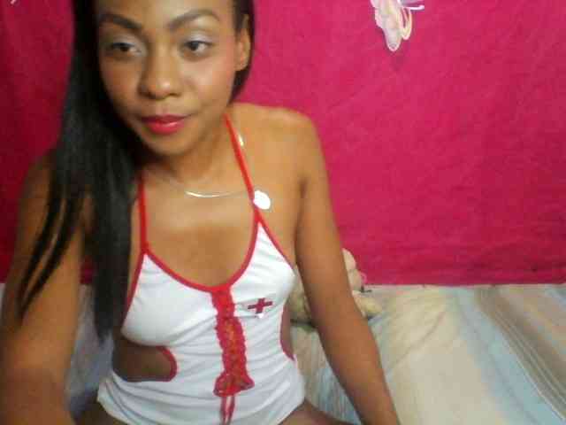 hotbrunette994 webcam