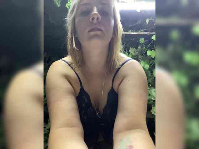 lina2000a webcam