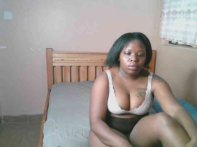 Janniepree webcam