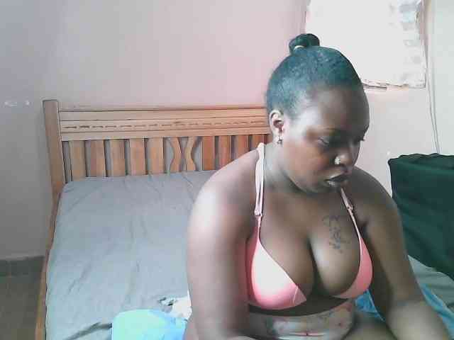 Janniepree webcam