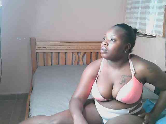 Janniepree webcam