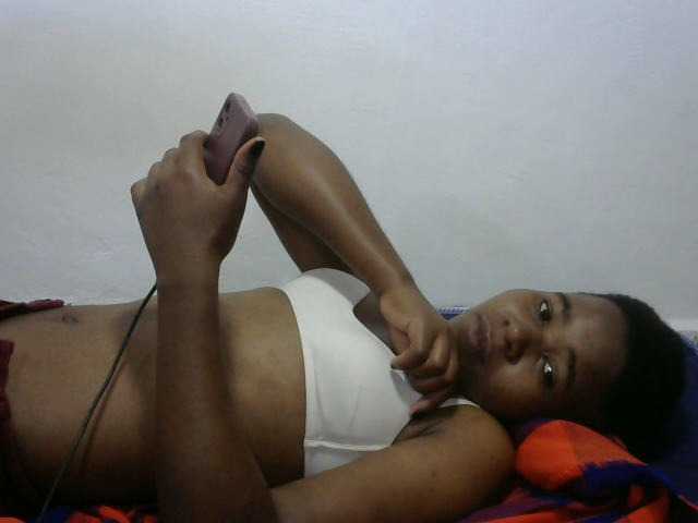 Sweetlily1 webcam