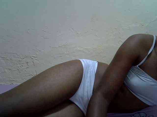Sweetlily1 webcam