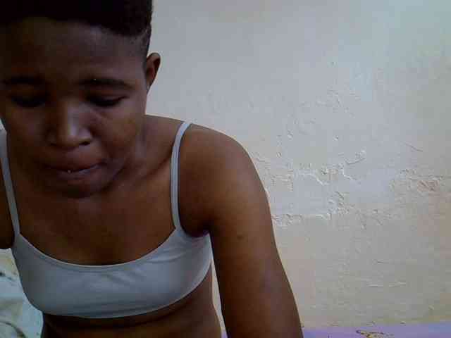 Sweetlily1 webcam