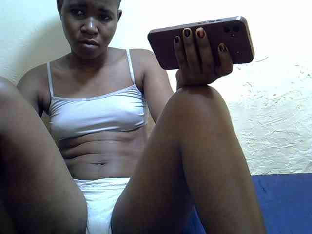 Sweetlily1 webcam