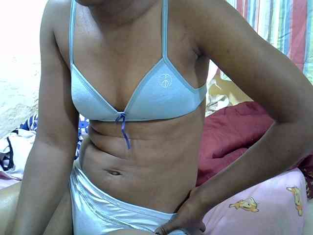 Sweetlily1 webcam