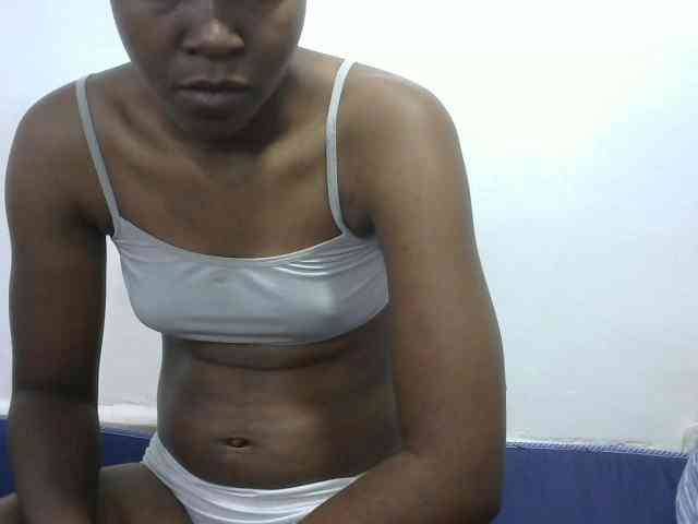 Sweetlily1 webcam