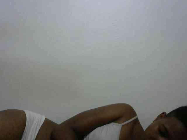 Sweetlily1 webcam