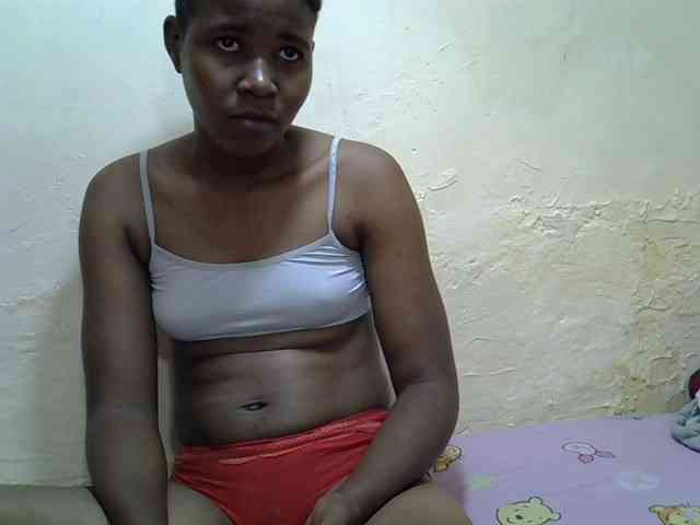 Sweetlily1 webcam