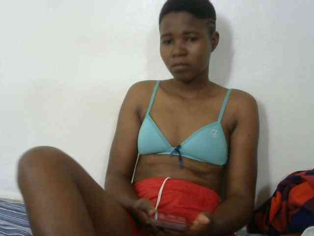 Sweetlily1 webcam
