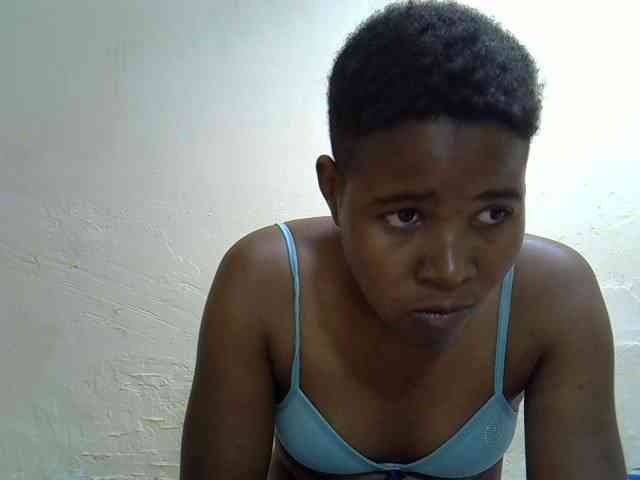 Sweetlily1 webcam