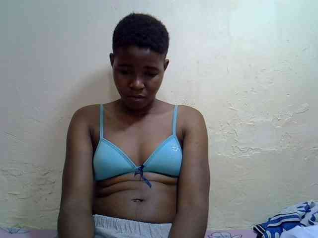 Sweetlily1 webcam