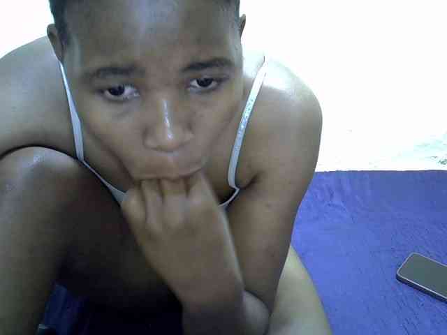 Sweetlily1 webcam