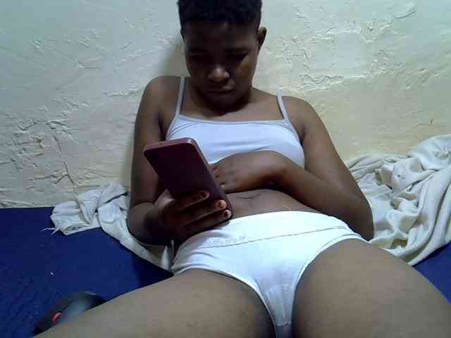 Sweetlily1 webcam