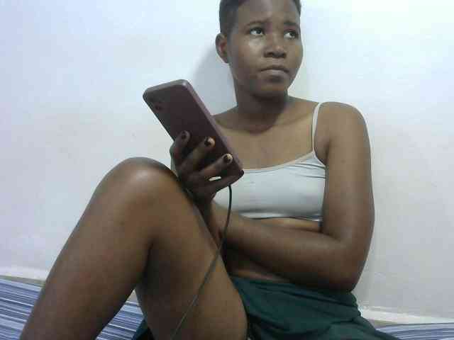 Sweetlily1 webcam